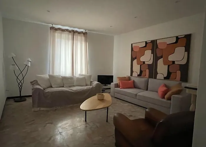 T 3 Place Du Village A 100 M Du Port De Plaisance * Saint-Florent (Corsica)