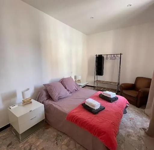 T 3 Place Du Village A 100 M Du Port De Plaisance Appartement Saint-Florent (Corsica)